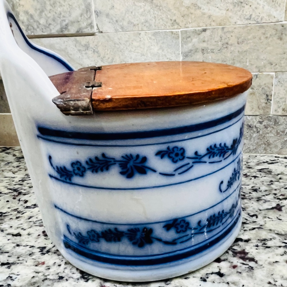 Salt Cellar/box - Picture 5 of 6
